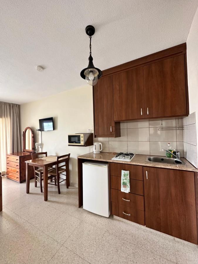 Estia Vasilis Manoli Apartment Ayia Napa Bagian luar foto