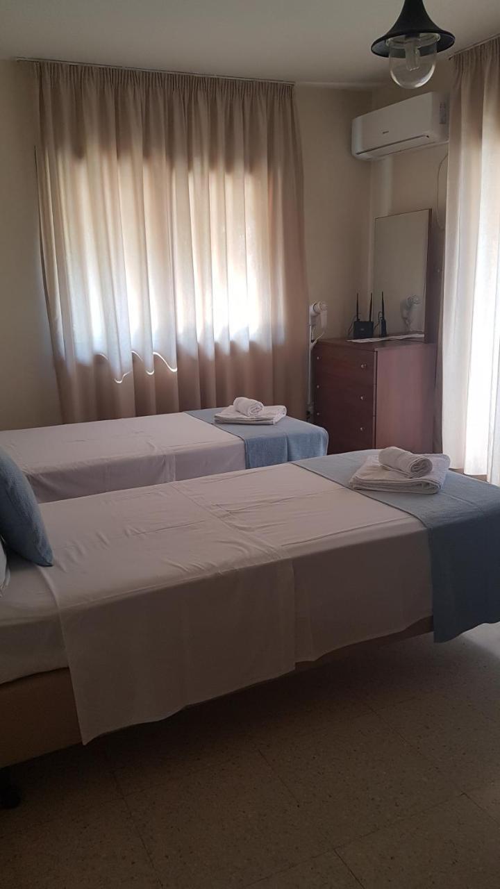 Estia Vasilis Manoli Apartment Ayia Napa Bagian luar foto