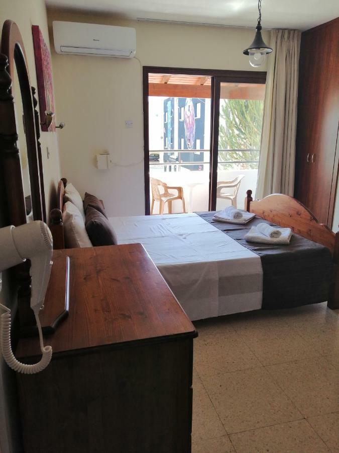 Estia Vasilis Manoli Apartment Ayia Napa Ruang foto